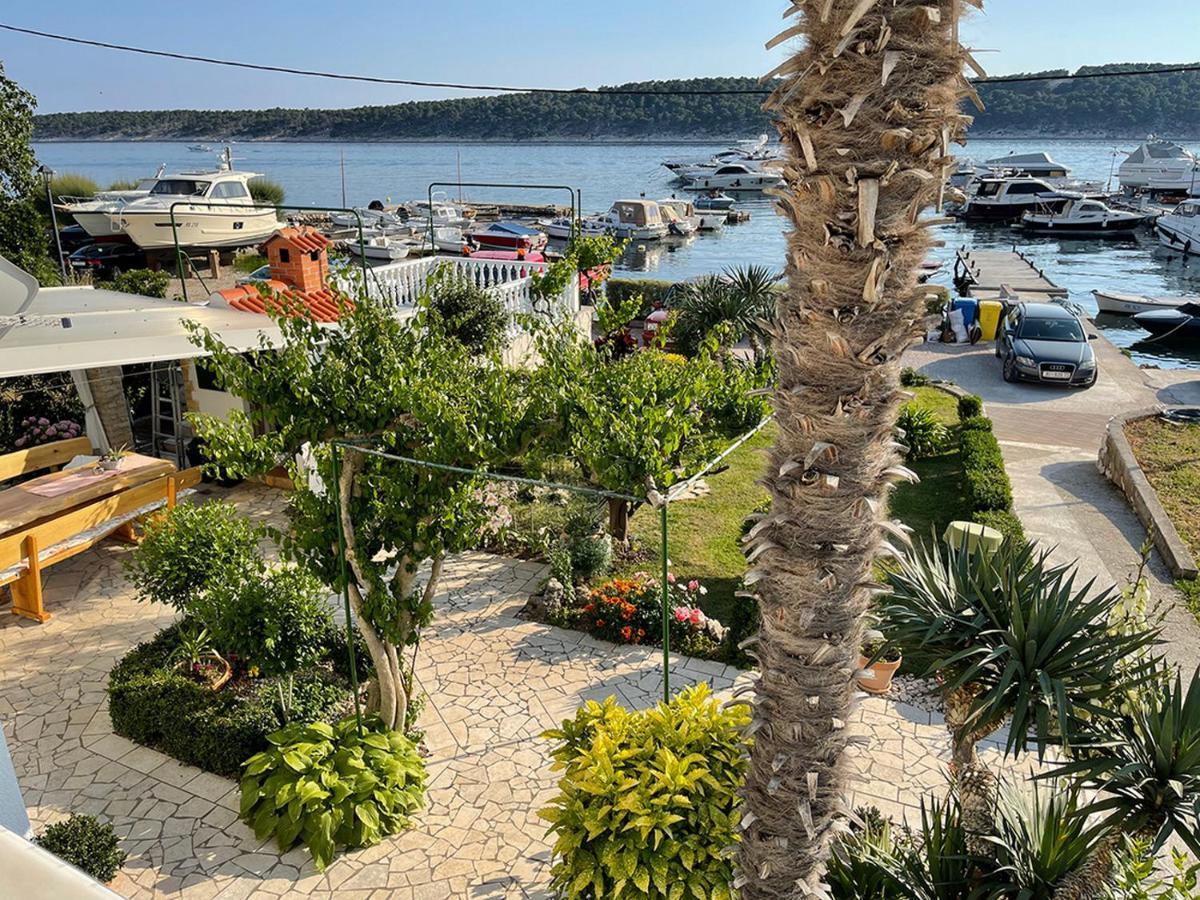 Apartments Near The Sea Barbat Barbat na Rabu Chambre photo